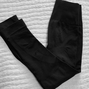 LULULEMON Ribbed Thick Black Leggings - Size 4